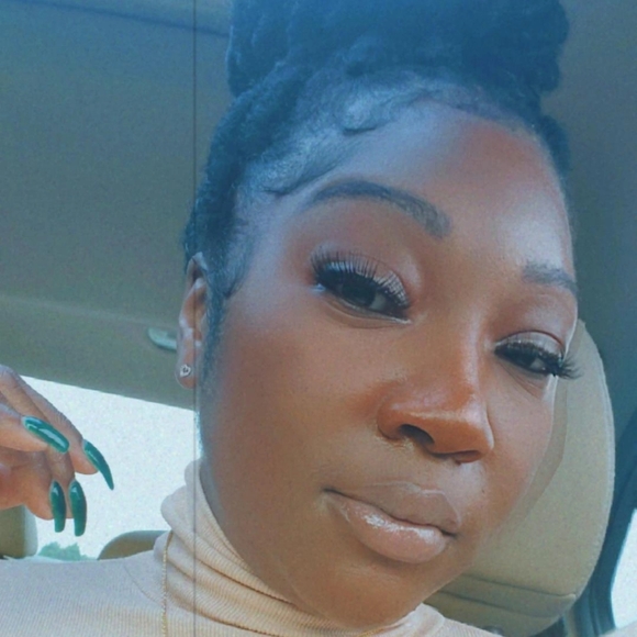 Hey all!! And Welcome to my closet!! So excited to be here and meet all of you.❤ - Picture 1 of 1